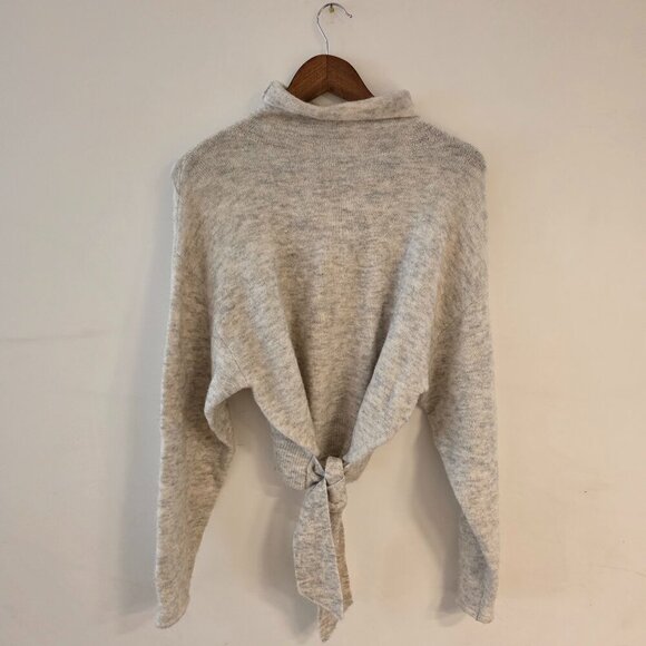 Sweater - Picture 1 of 6